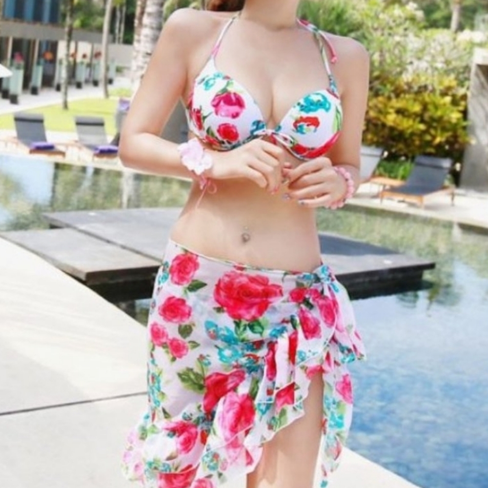 White Floral 3pc Bikini and Sarong